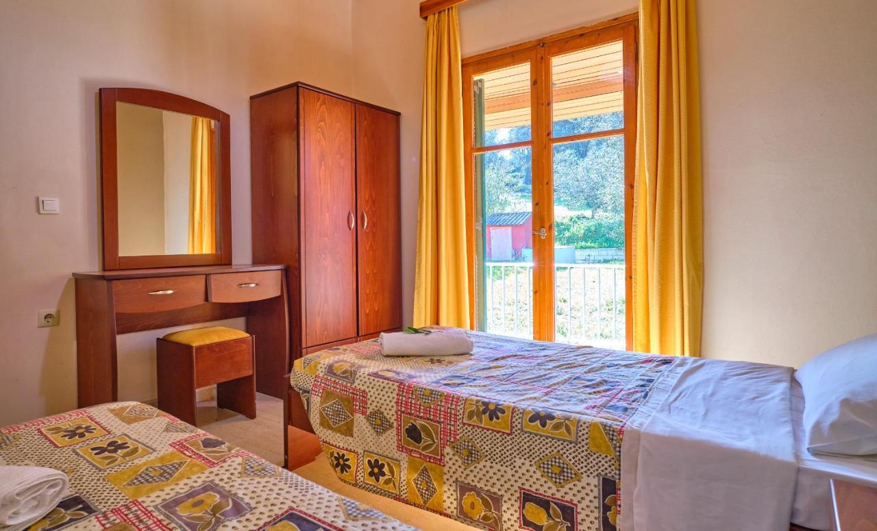Theodora Apartments Agios Stefanos Corfu Agios Stefanos Avliotes  Dış mekan fotoğraf